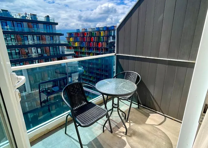 Sunrise Apartment 306B